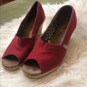 Red Toms Wedges